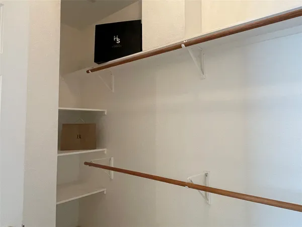 $2,200 | 120 Brazos Drive, Georgetown, TX 78628