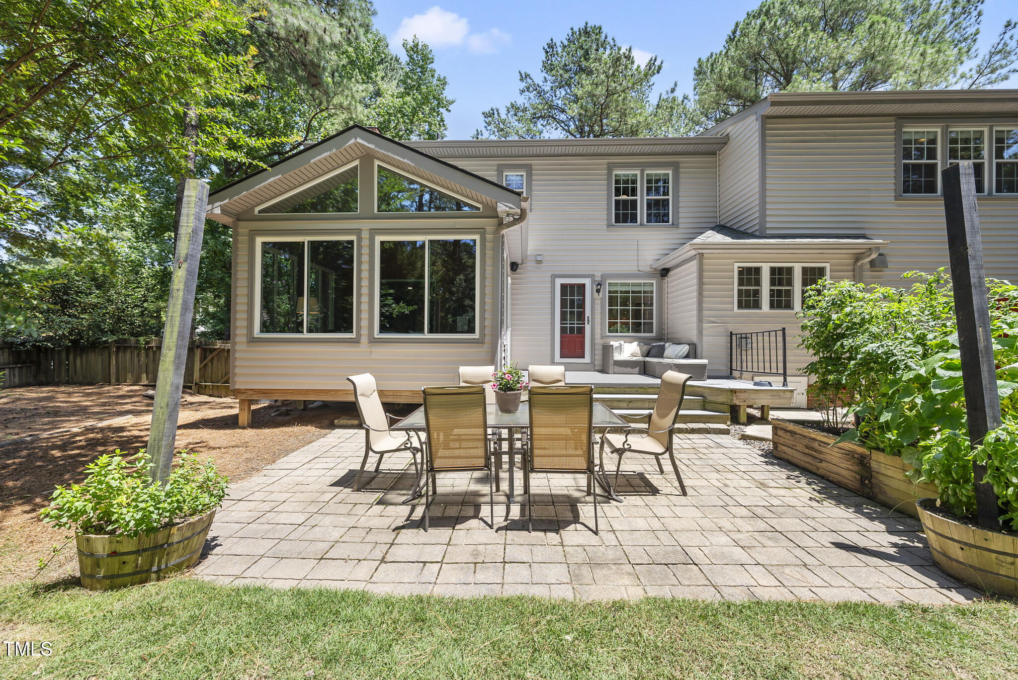 2704 Farnborough Road Raleigh, NC 27613 - Photo 9 of 39 DSC05443