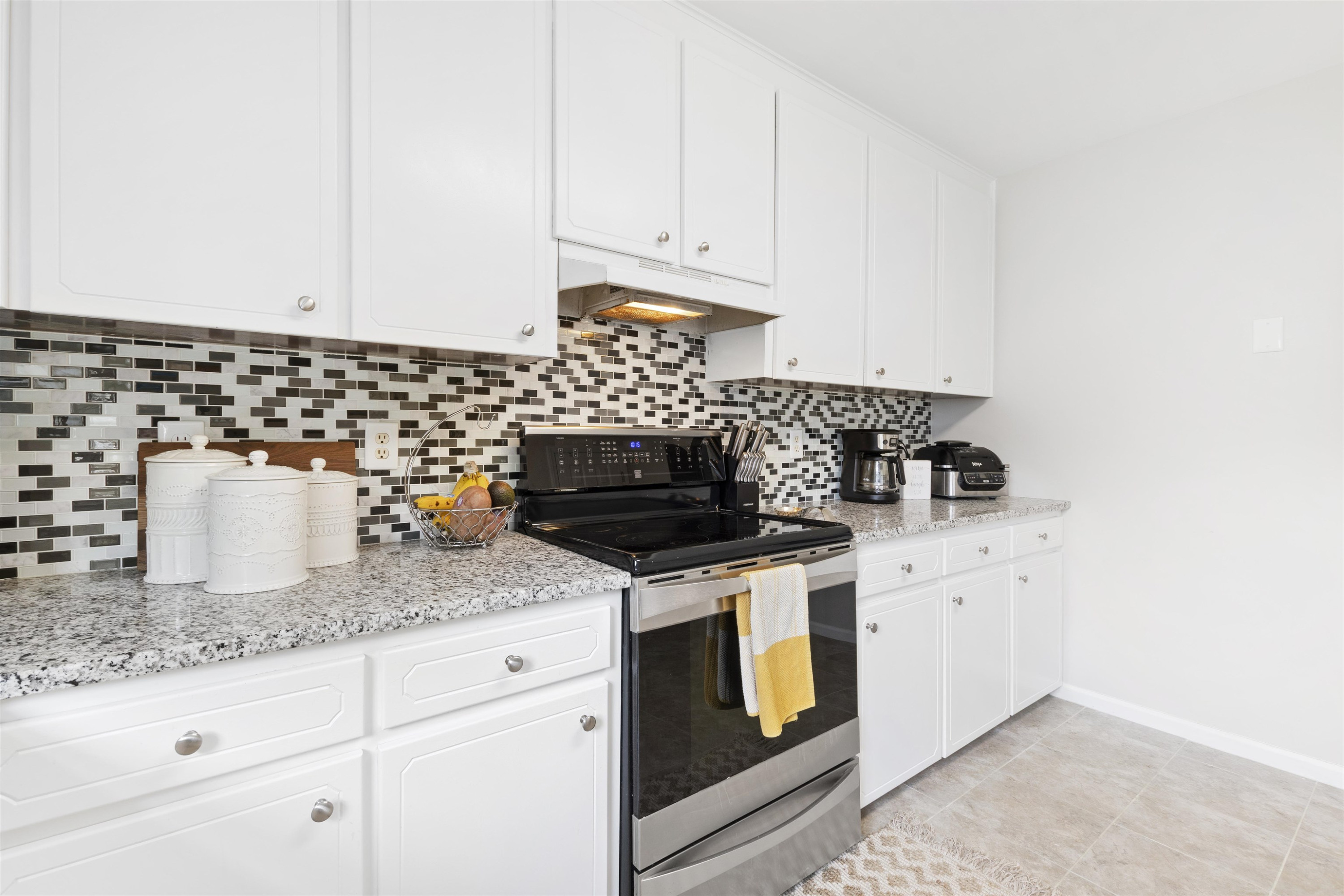 2821 Livery Way Raleigh, NC 27603 - Photo 15 of 34 Kitchen