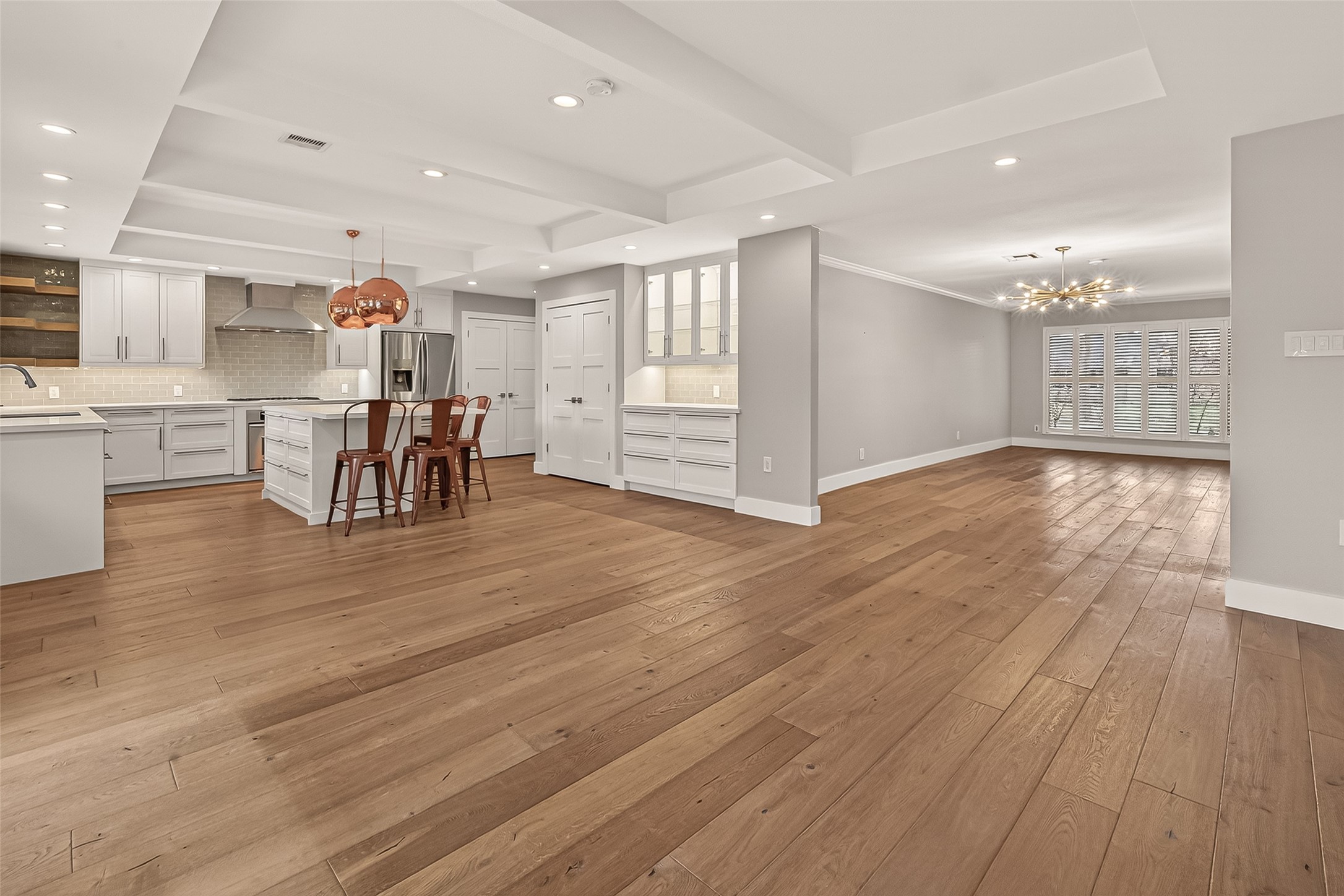 5310 Spellman Road Houston, TX 77096 - Photo 18 of 48 a view of a kitchen and dining room
