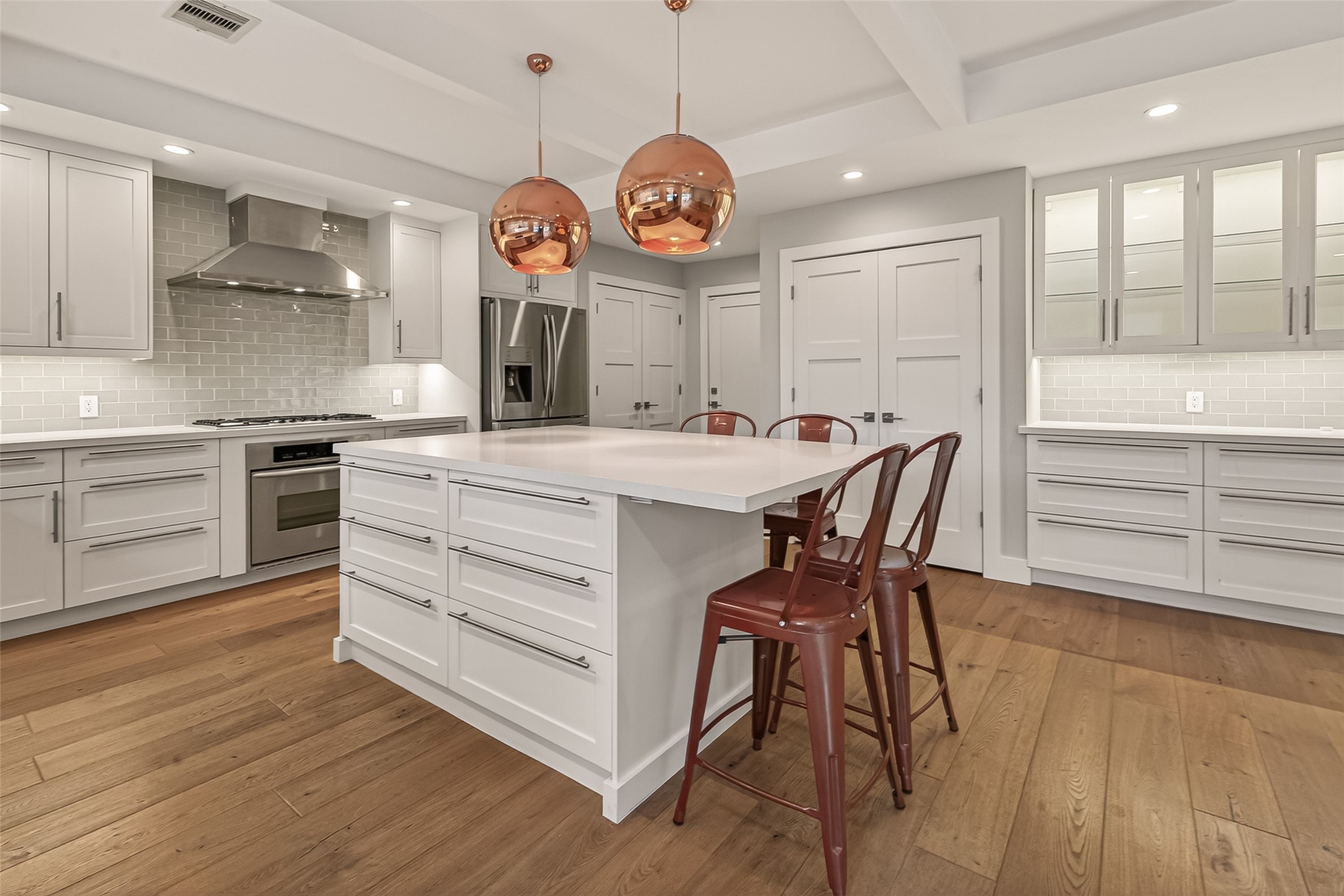 5310 Spellman Road Houston, TX 77096 - Photo 2 of 48 a large kitchen with a table and chairs
