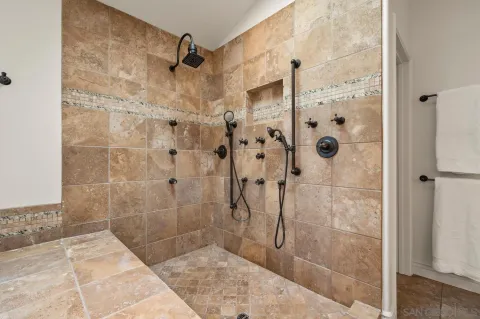 $1,725,000 | 30325 Cove View Street, Canyon Lake, CA 92587