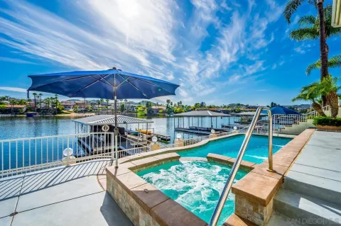 $1,725,000 | 30325 Cove View Street, Canyon Lake, CA 92587