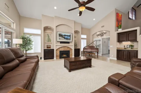 $1,725,000 | 30325 Cove View Street, Canyon Lake, CA 92587