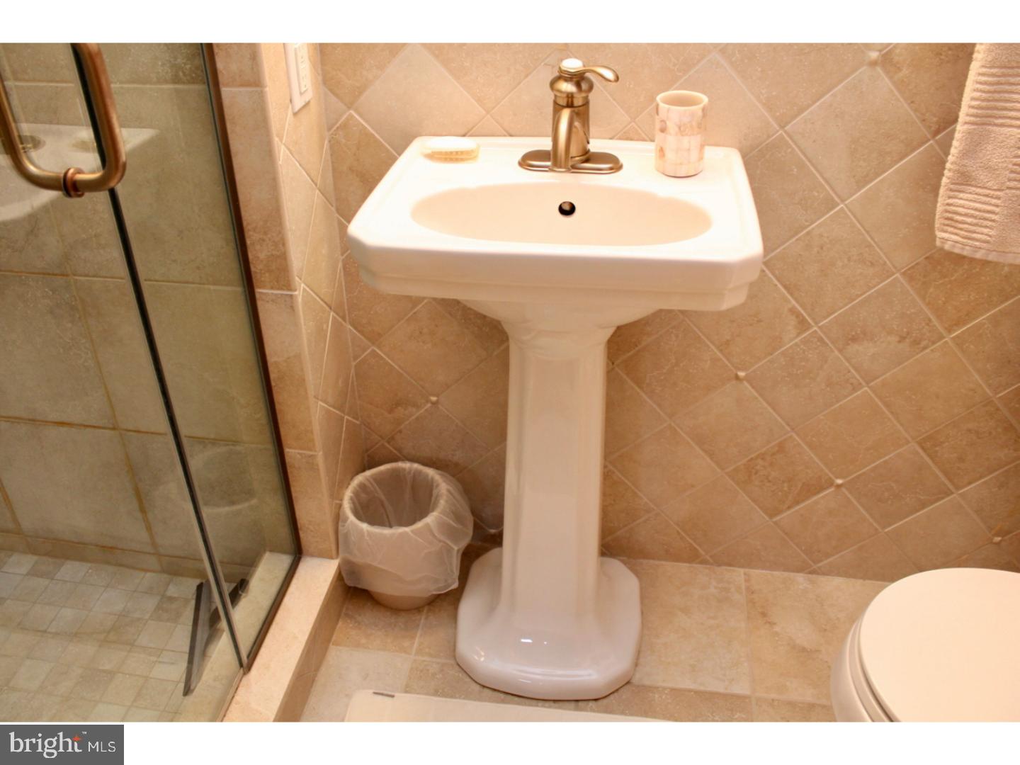 860 Cressman Road Harleysville, PA 19438 - Photo 22 of 25 Bathroom