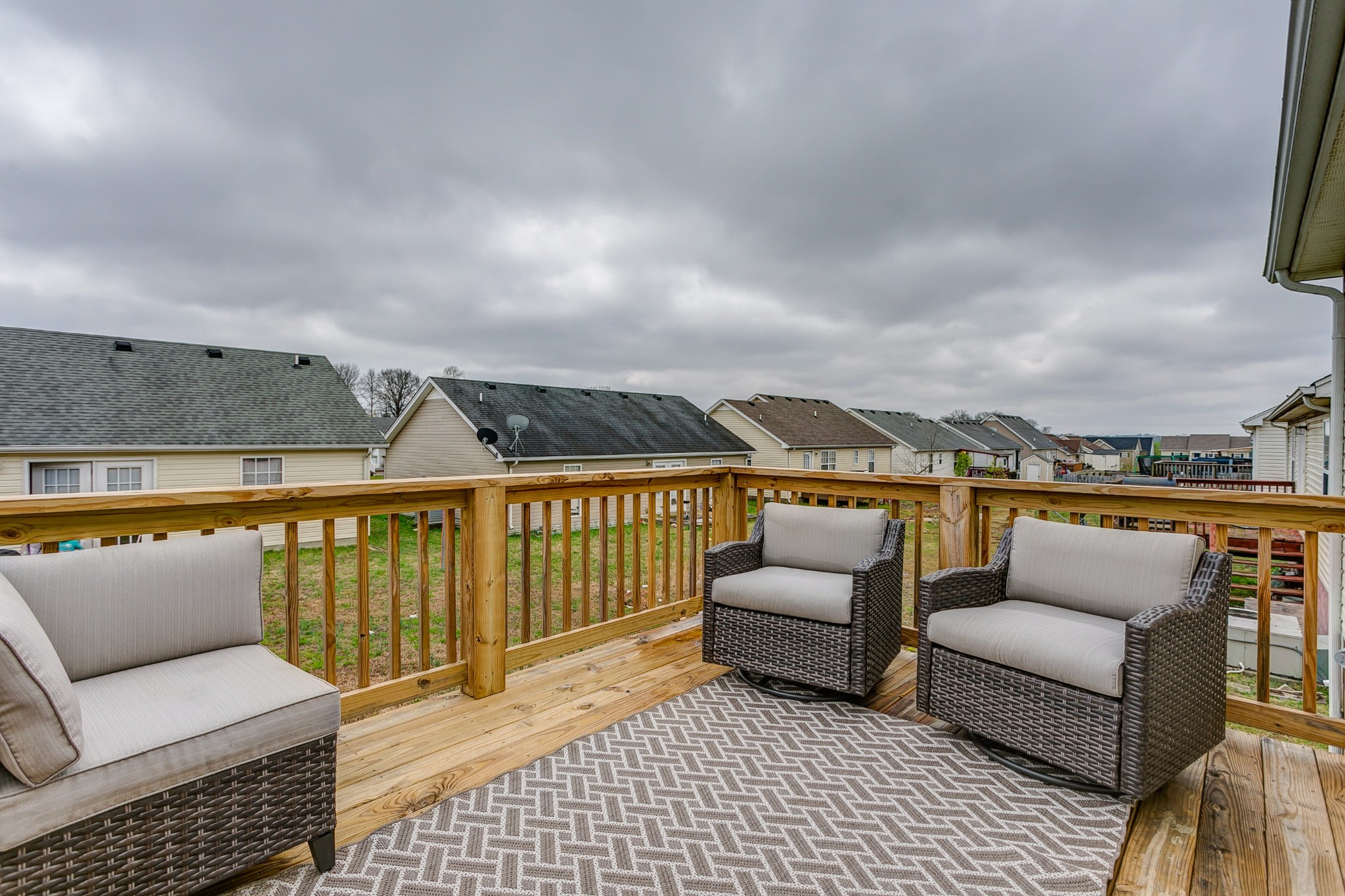 332 Bandera Lane Springfield, TN 37172 - Photo 21 of 22 a balcony with furniture and city view