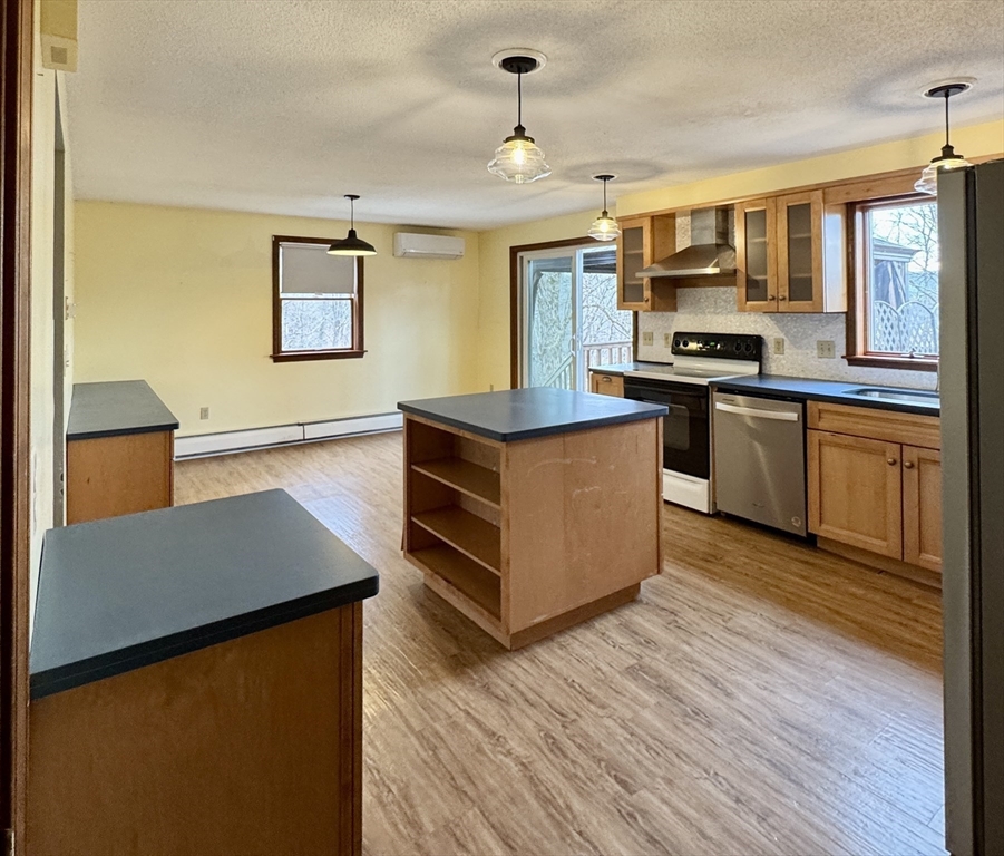 534-536 Turners Falls Road Montague, MA 01351 - Photo 9 of 34