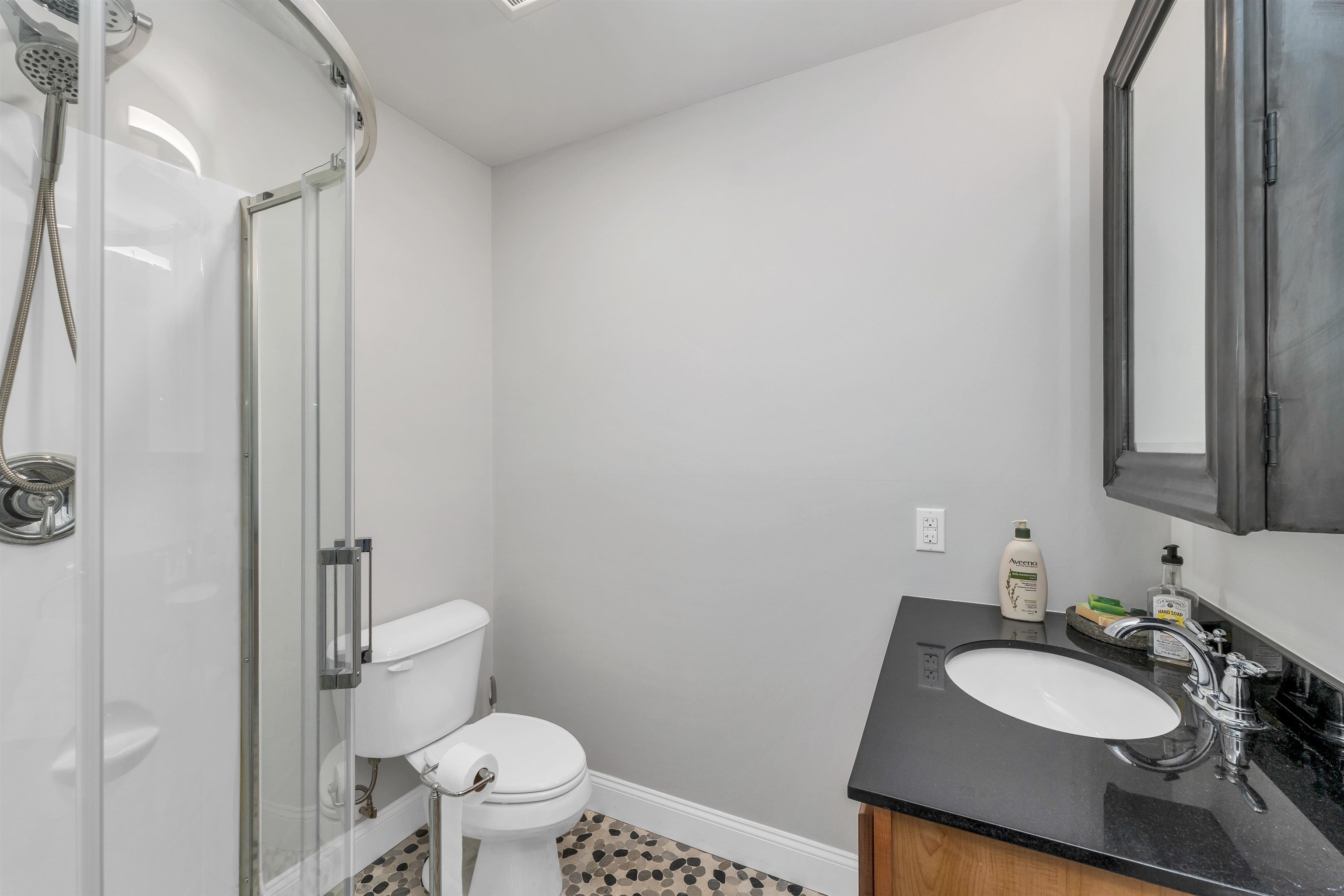 59 North Shore Road New Durham, NH 03855 - Photo 18 of 48 Gallery Image 18