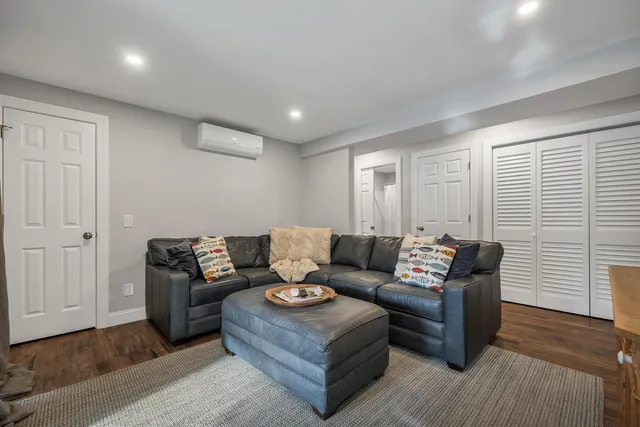 $1,950,000 | 59 North Shore Road, New Durham, NH 03855