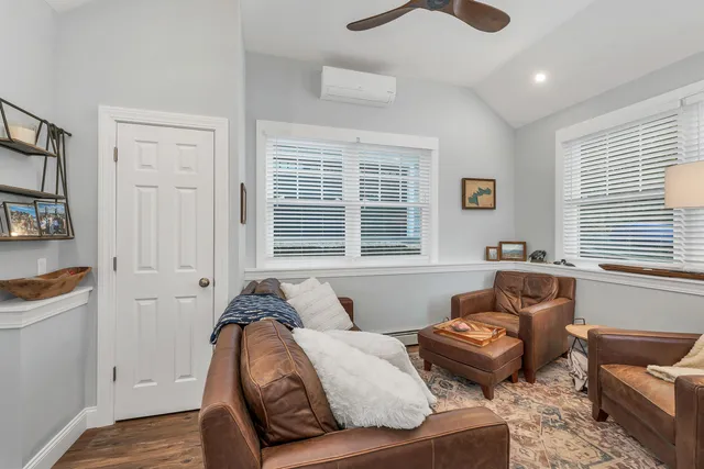 $1,950,000 | 59 North Shore Road, New Durham, NH 03855