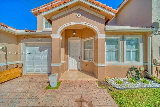 $385,000 | 13771 Southwest 274th Terrace, Homestead, FL 33032