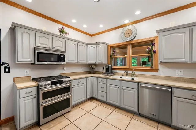 $1,600,000 | 177 S Shore, Old Forge, NY 13420