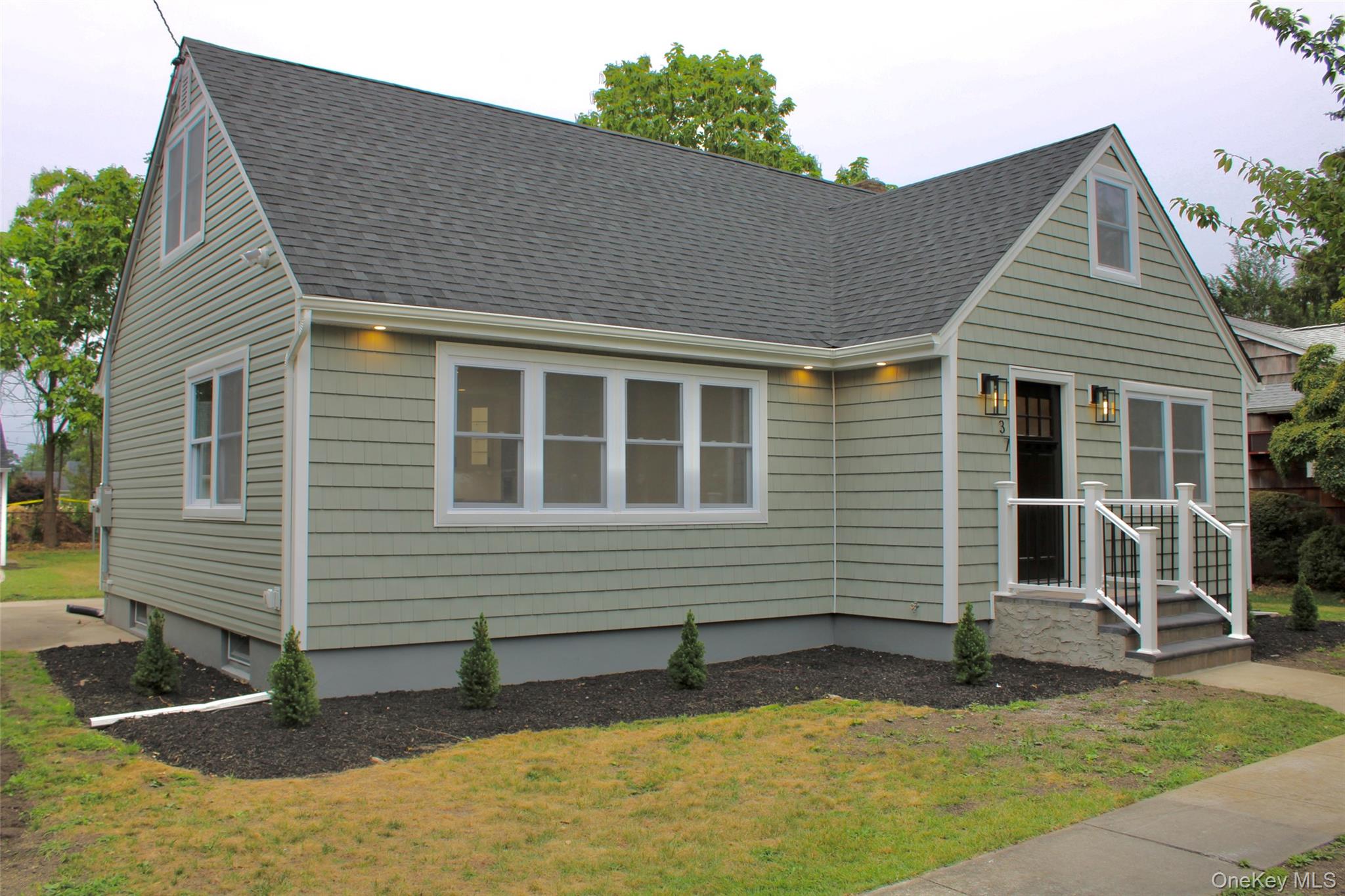 137 Merritts Pond Road Riverhead, NY 11901 - Photo 1 of 1 Gallery Image 1