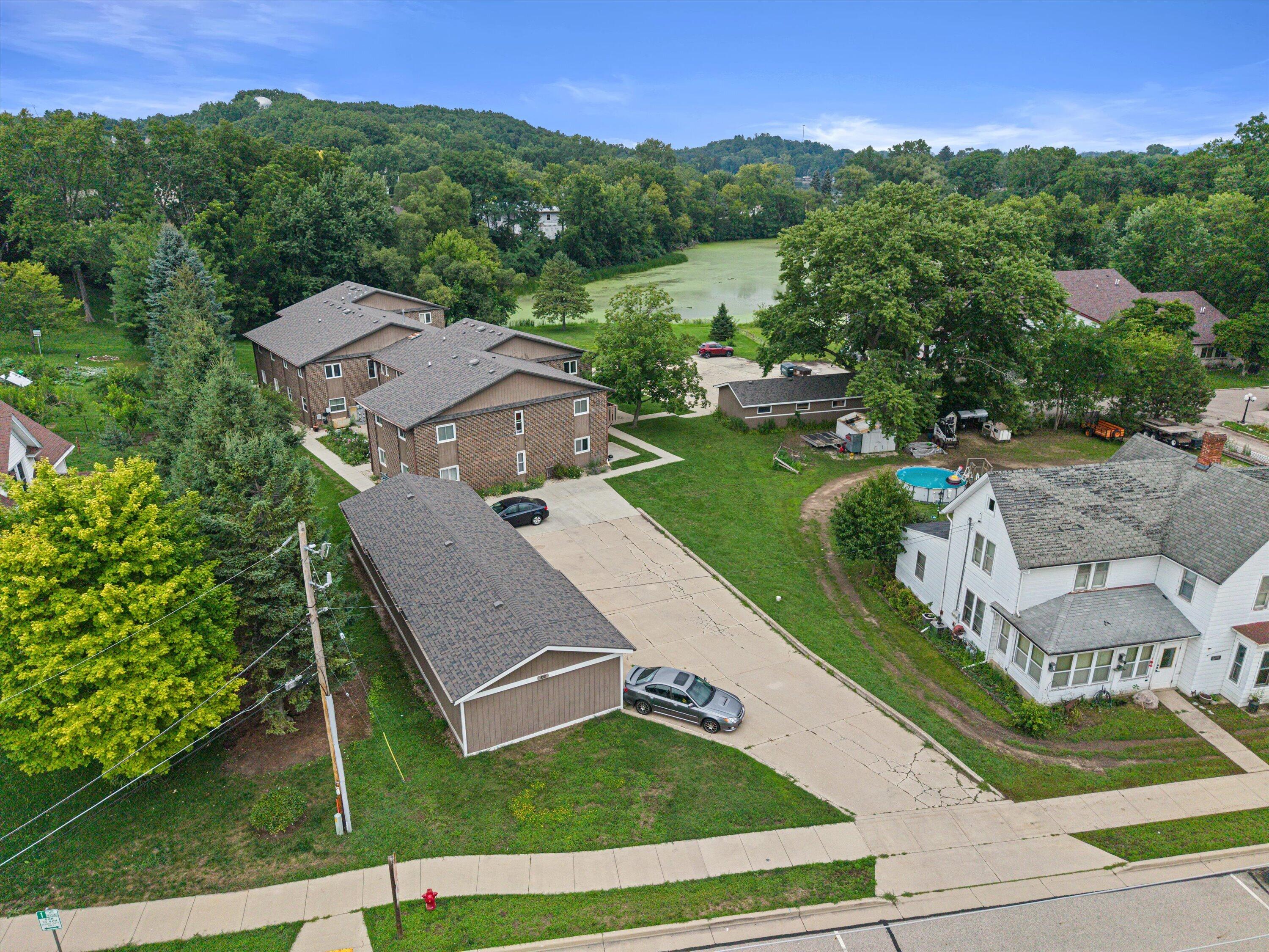 420 Racine Street, Unit 107 Waterford, WI 53185 - Photo 3 of 30 Overhead view