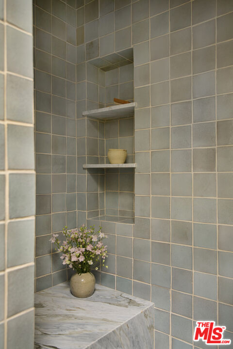 1764 East Orange Grove Boulevard Pasadena, CA 91104 - Photo 15 of 29 a bathroom with a toilet