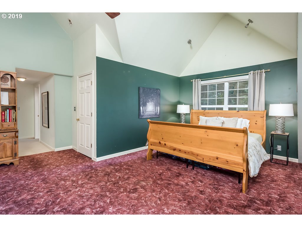 8323 South Vale Garden Road Canby, OR 97013 - Photo 12 of 32 Bedroom, Primary