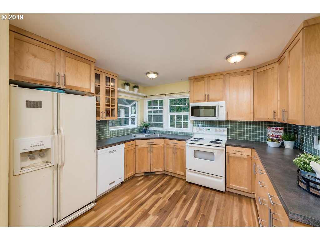 8323 South Vale Garden Road Canby, OR 97013 - Photo 8 of 32 Gallery Image 8