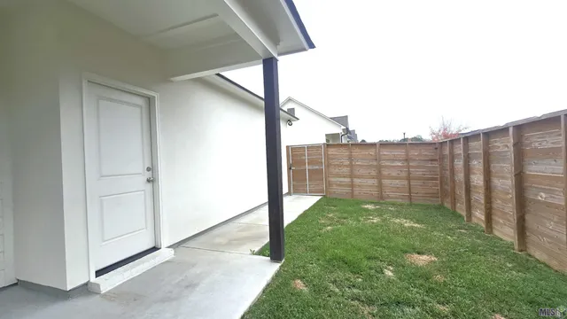 $2,400 | 13953 Grand Settlement Boulevard, Central, LA 70818