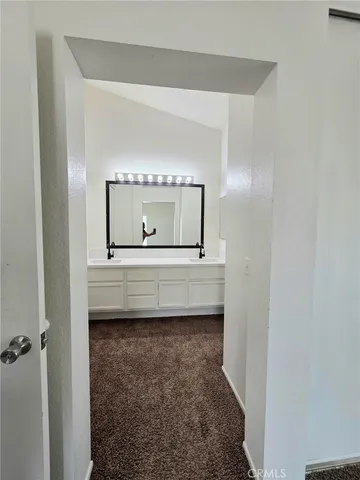 $2,600 | 13568 Live Oak Street, Hesperia, CA 92345