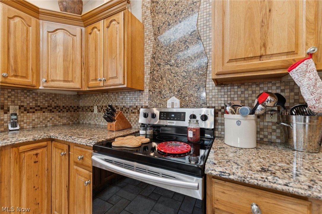 678 Wall Road Wadsworth, OH 44281 - Photo 12 of 50