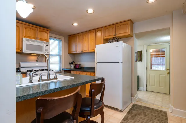 $250,000 | 1183 North Hancock Street, St. Paul, MN 55106