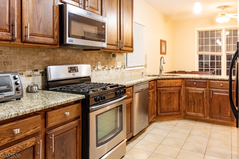 19 Bayard Road Somerset, NJ 08873 - Photo 9 of 27 Gallery Image 9
