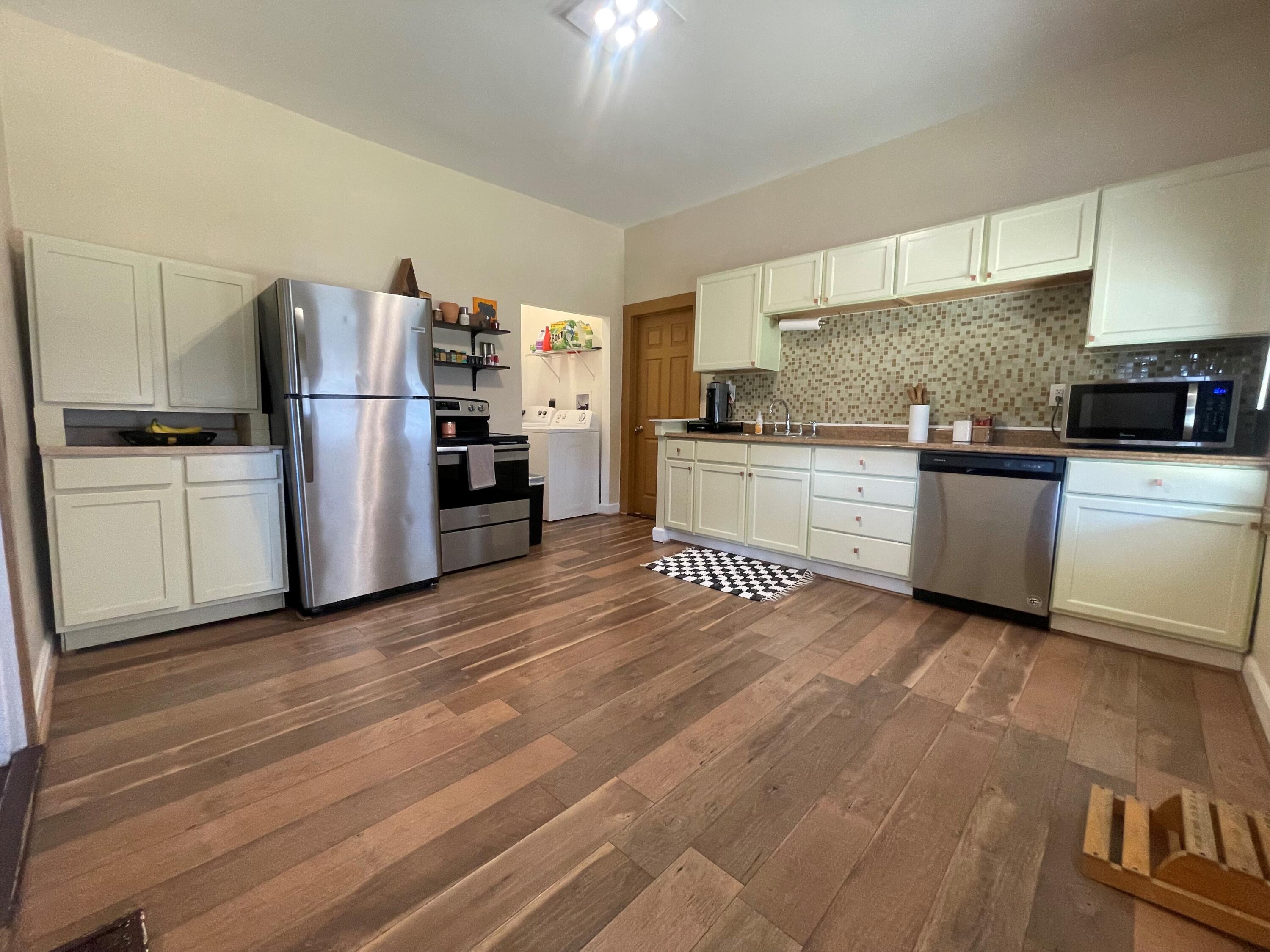 2206 Howell Street Covington, KY 41014 - Photo 5 of 11 Gallery Image 5