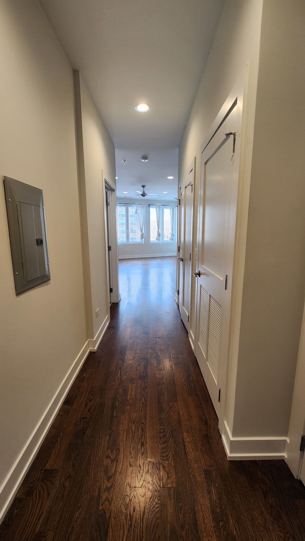 4428 North Sheridan Road, Unit 4H Chicago, IL 60640 - Photo 3 of 20
