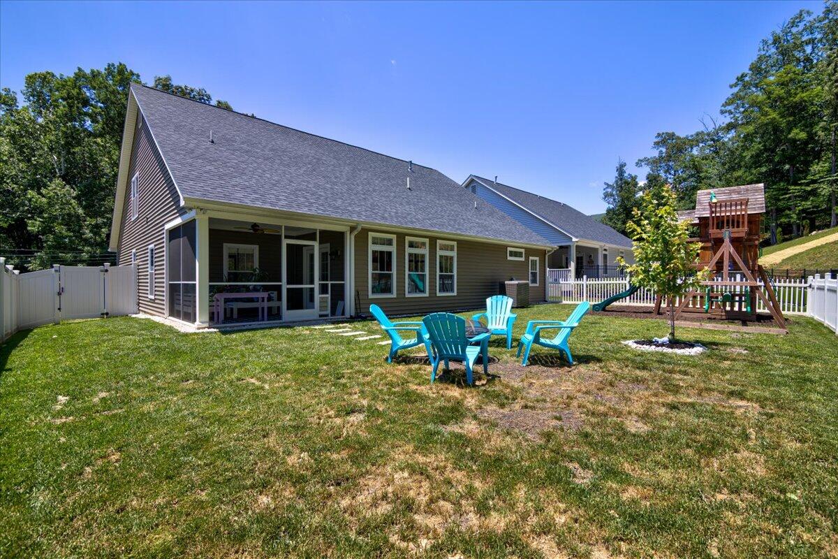 4277 Daugherty Road Salem, VA 24153 - Photo 34 of 48 a view of a house with a yard porch and sitting area