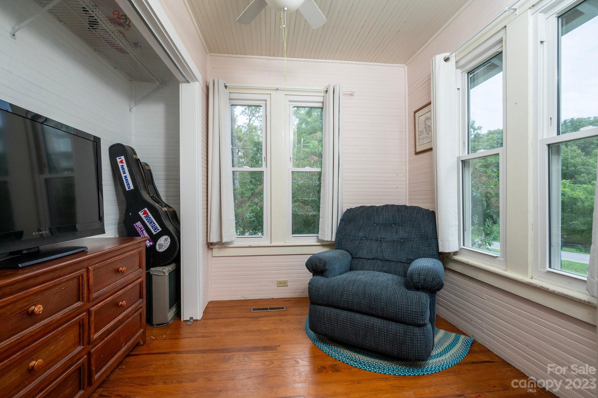 41 Lindsey Road Candler, NC 28715 - Photo 19 of 32 Gallery Image 19