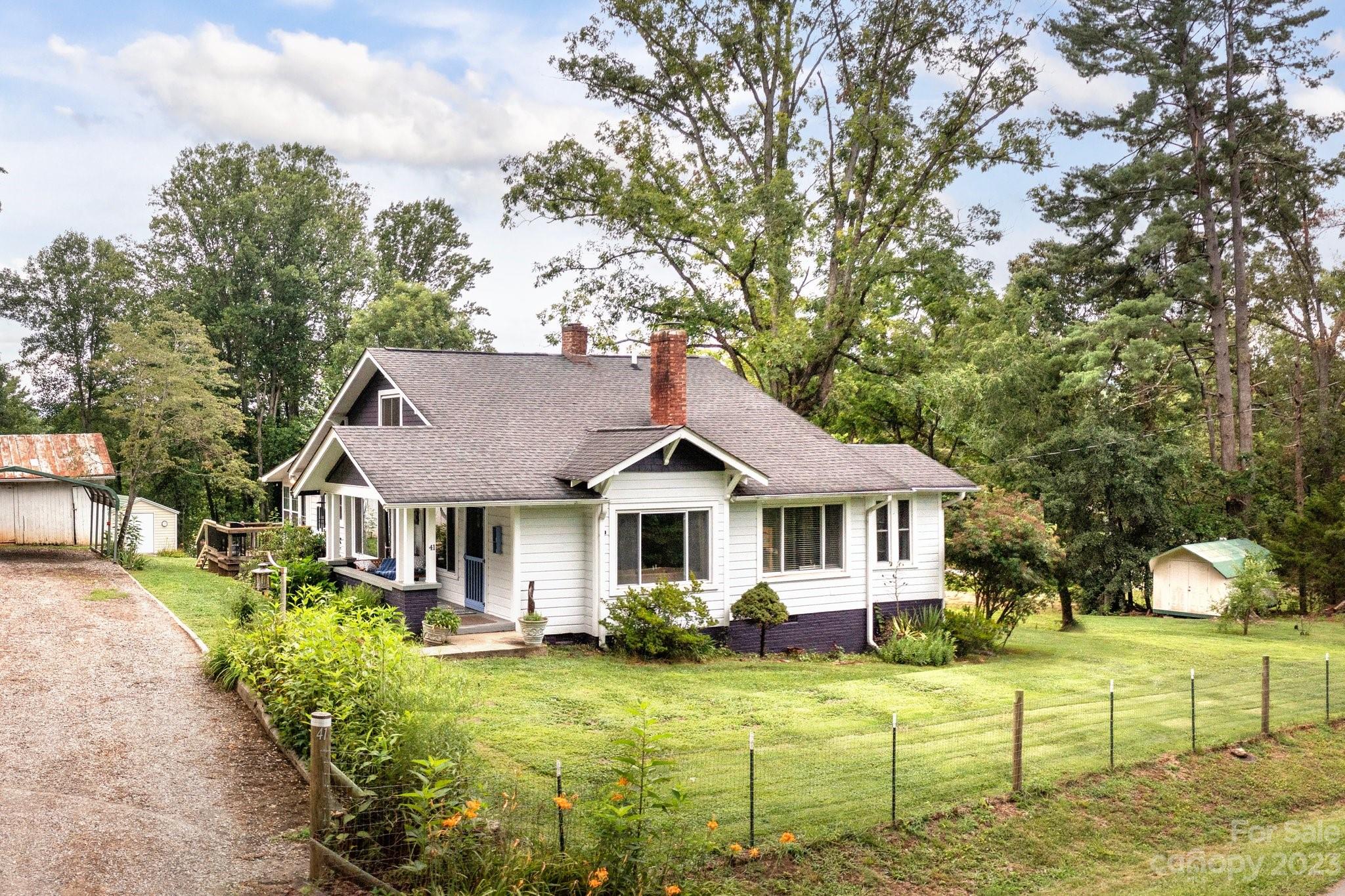 41 Lindsey Road Candler, NC 28715 - Photo 2 of 32 Gallery Image 2