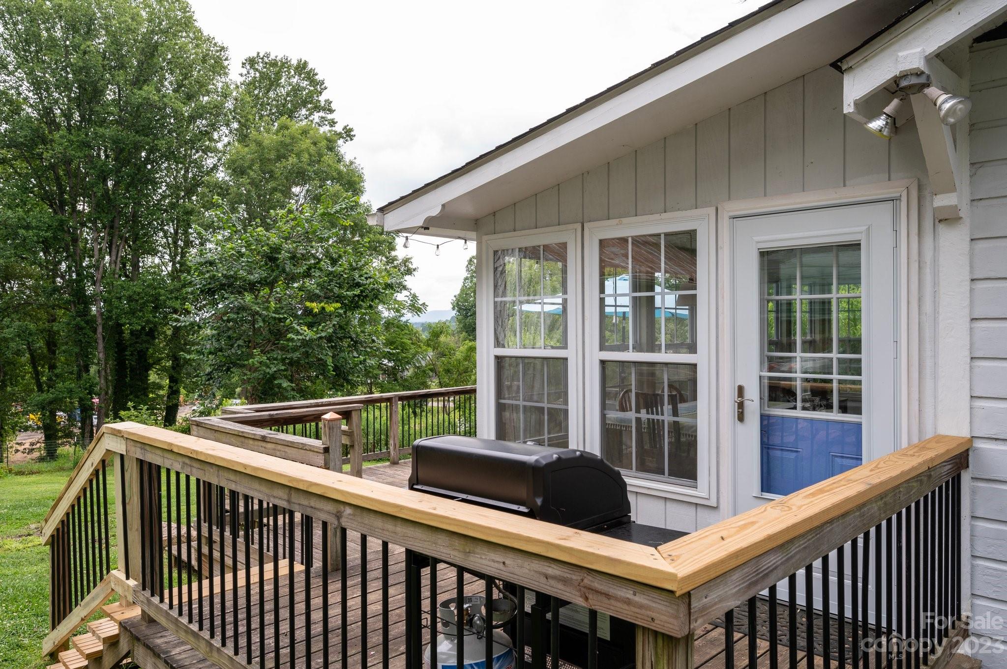 41 Lindsey Road Candler, NC 28715 - Photo 24 of 32 Gallery Image 24