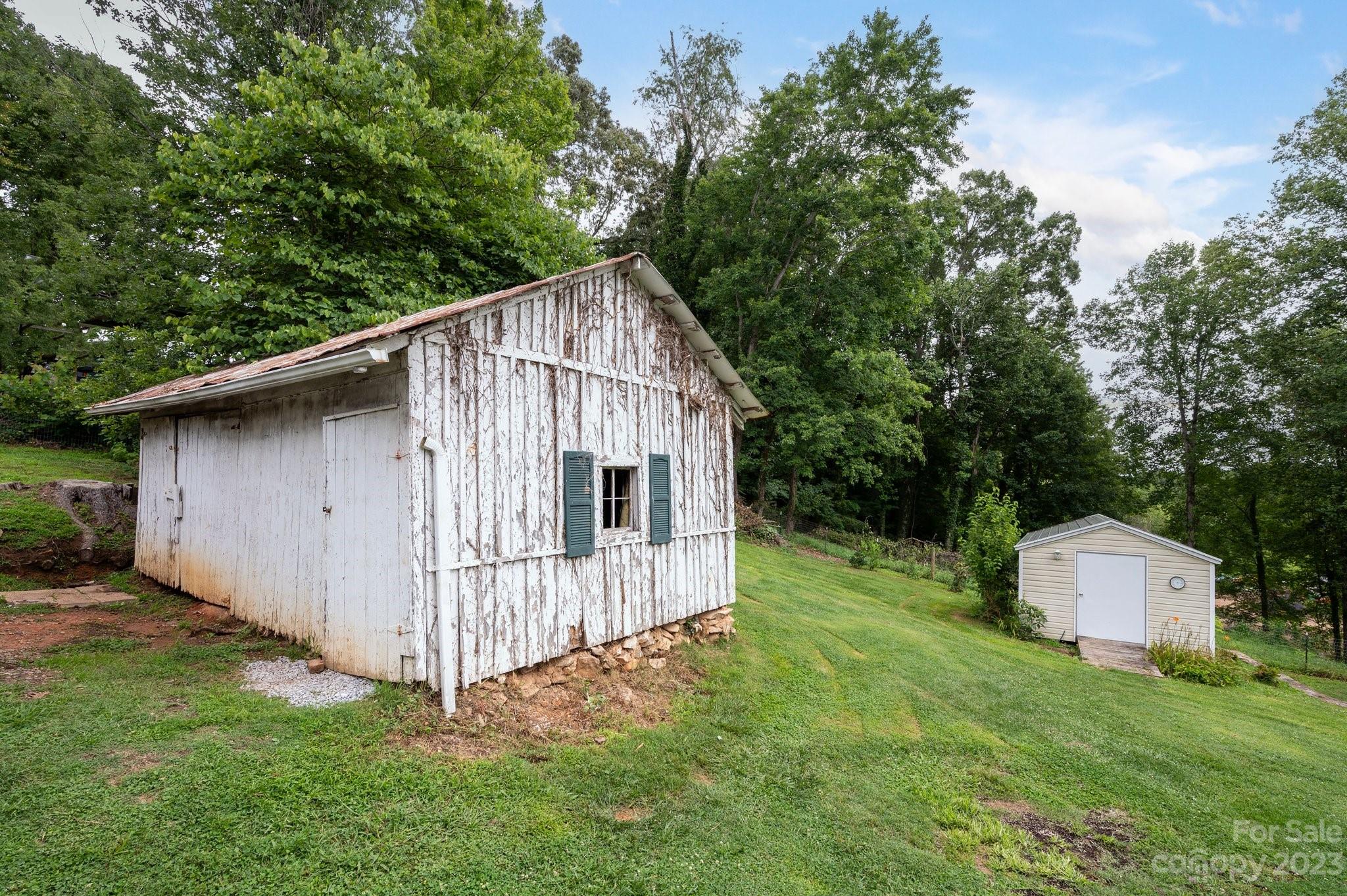41 Lindsey Road Candler, NC 28715 - Photo 27 of 32 Gallery Image 27