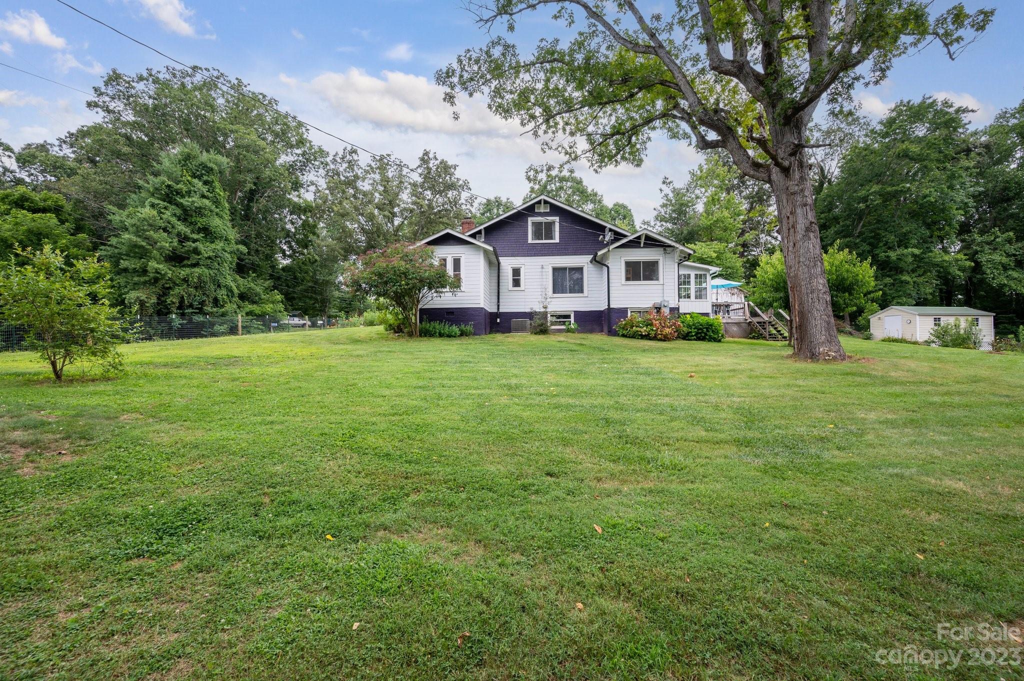 41 Lindsey Road Candler, NC 28715 - Photo 31 of 32 Gallery Image 31