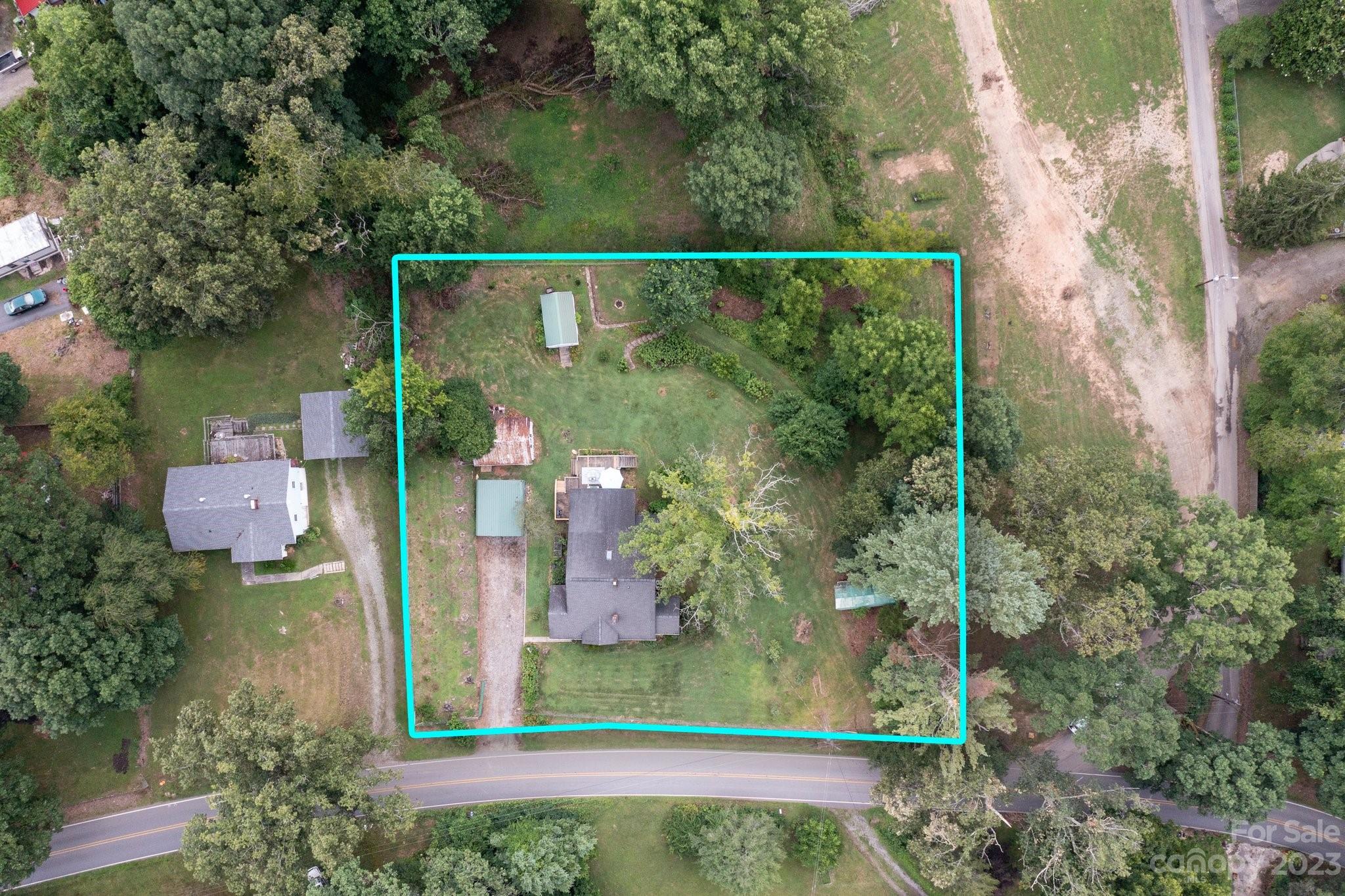 41 Lindsey Road Candler, NC 28715 - Photo 4 of 32 Gallery Image 4