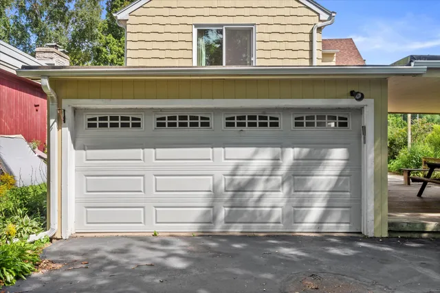 $850,000 | 208 North Maple Terrace, Oconomowoc, WI 53066