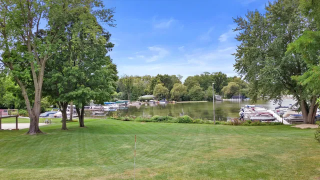 $850,000 | 208 North Maple Terrace, Oconomowoc, WI 53066