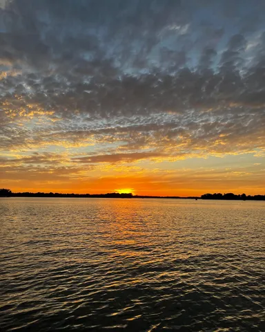 $850,000 | 208 North Maple Terrace, Oconomowoc, WI 53066