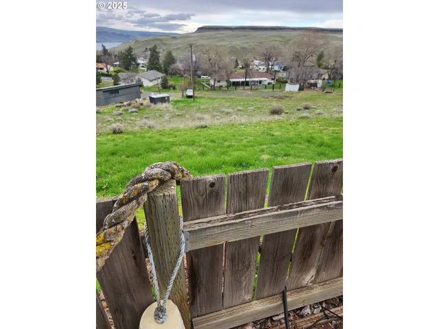 $445,000 | 1425 Main Street, Arlington, OR 97812