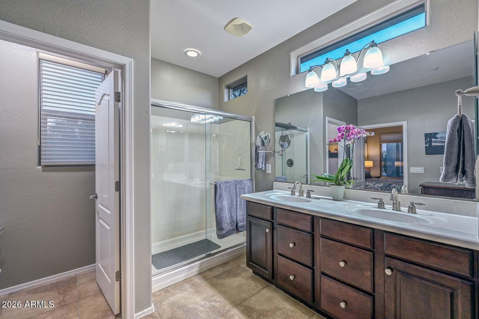 12843 West Black Hill Road Peoria, AZ 85383 - Photo 11 of 47 Primary Bath-Shower