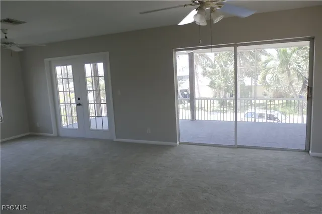 a view of empty room with window