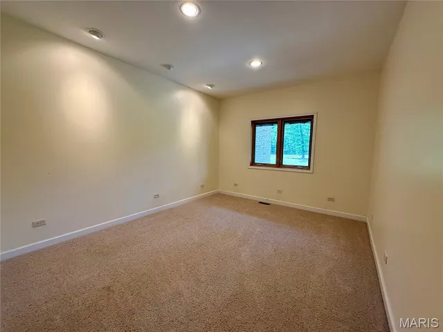 $575,000 | 20404 Alpine Trail, Raymondville, MO 65555