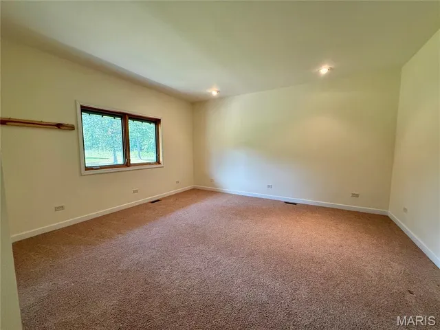 $575,000 | 20404 Alpine Trail, Raymondville, MO 65555