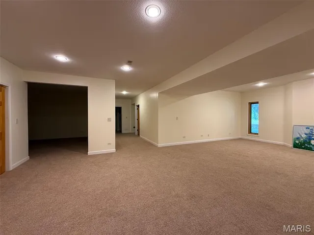 $575,000 | 20404 Alpine Trail, Raymondville, MO 65555