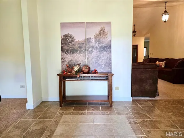 $575,000 | 20404 Alpine Trail, Raymondville, MO 65555