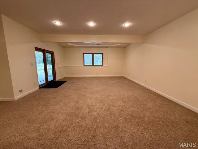 $575,000 | 20404 Alpine Trail, Raymondville, MO 65555