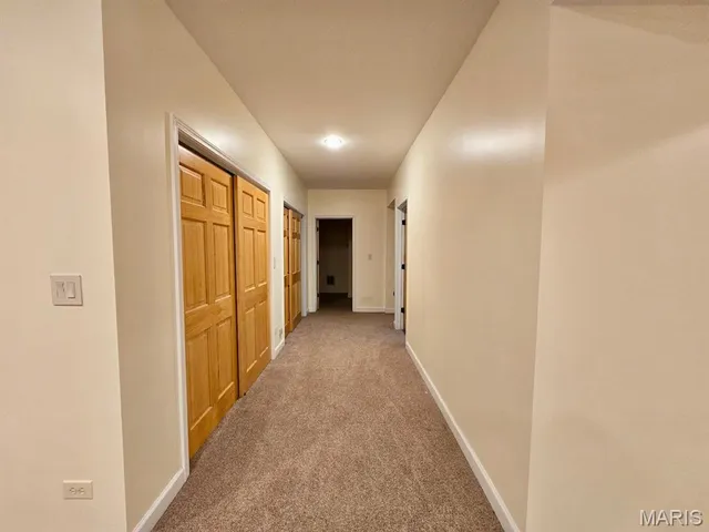 $575,000 | 20404 Alpine Trail, Raymondville, MO 65555