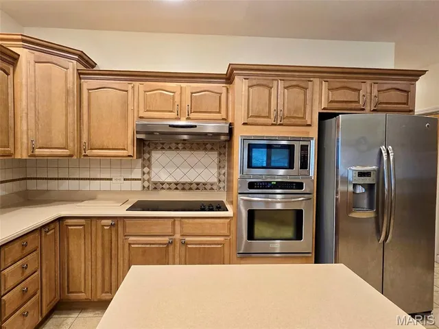 $575,000 | 20404 Alpine Trail, Raymondville, MO 65555