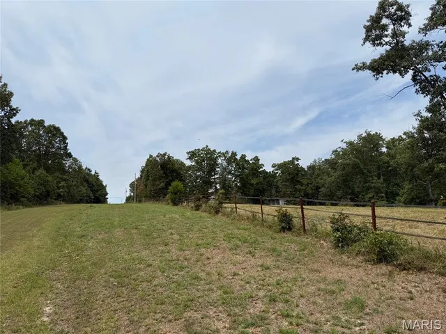 $575,000 | 20404 Alpine Trail, Raymondville, MO 65555