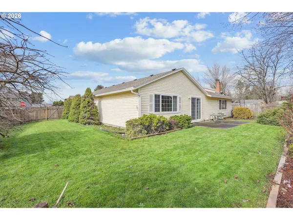 $450,000 | 820 Northeast Cochran Avenue, Gresham, OR 97030